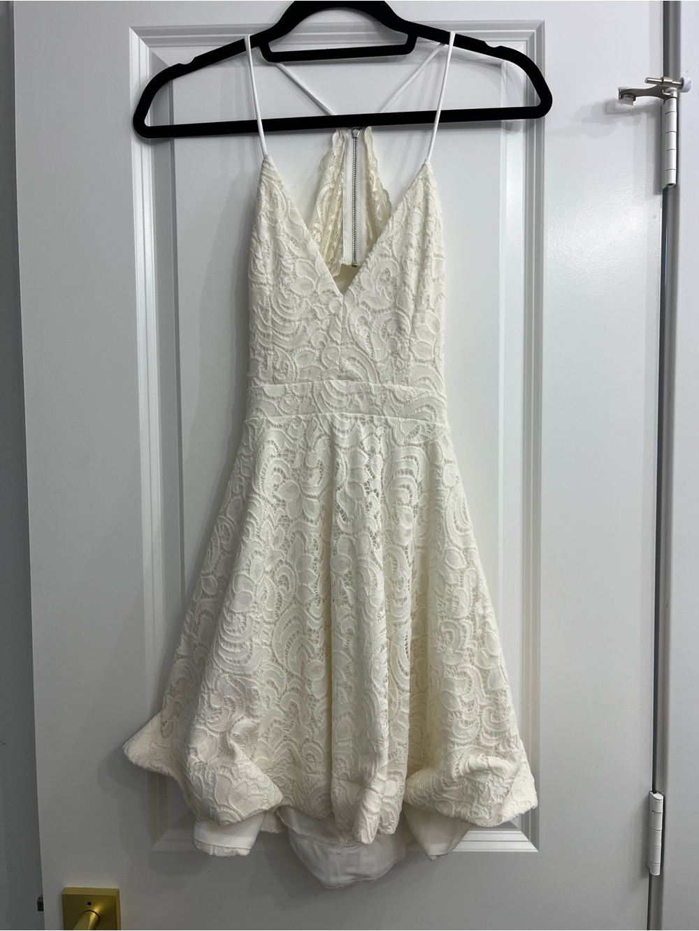 White Lace V-Neck Spaghetti Strap Dress